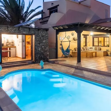 Maravilla Piscina Climatizada Villaverde (Fuerteventura)