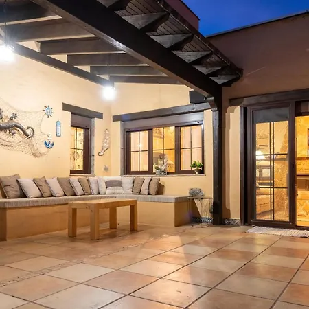 Maravilla Piscina Climatizada Villaverde (Fuerteventura)